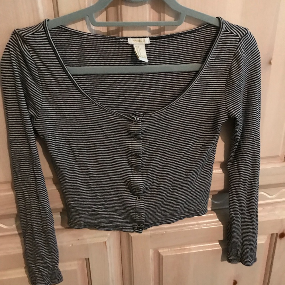 Striped crop